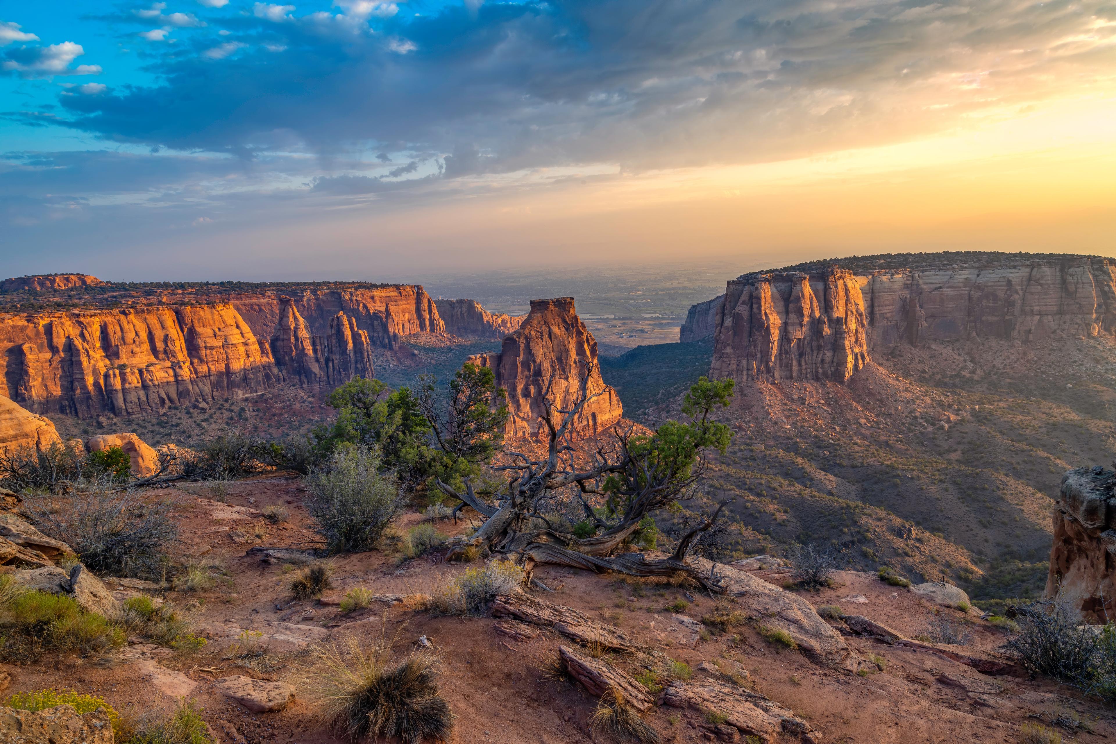 Sunrise over The Grand View Overlook at Colorado National Monument located in Grand Junction, Colorado