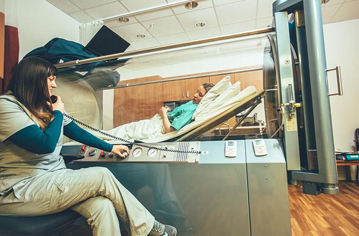 hyperbaric_oxygen_treatment